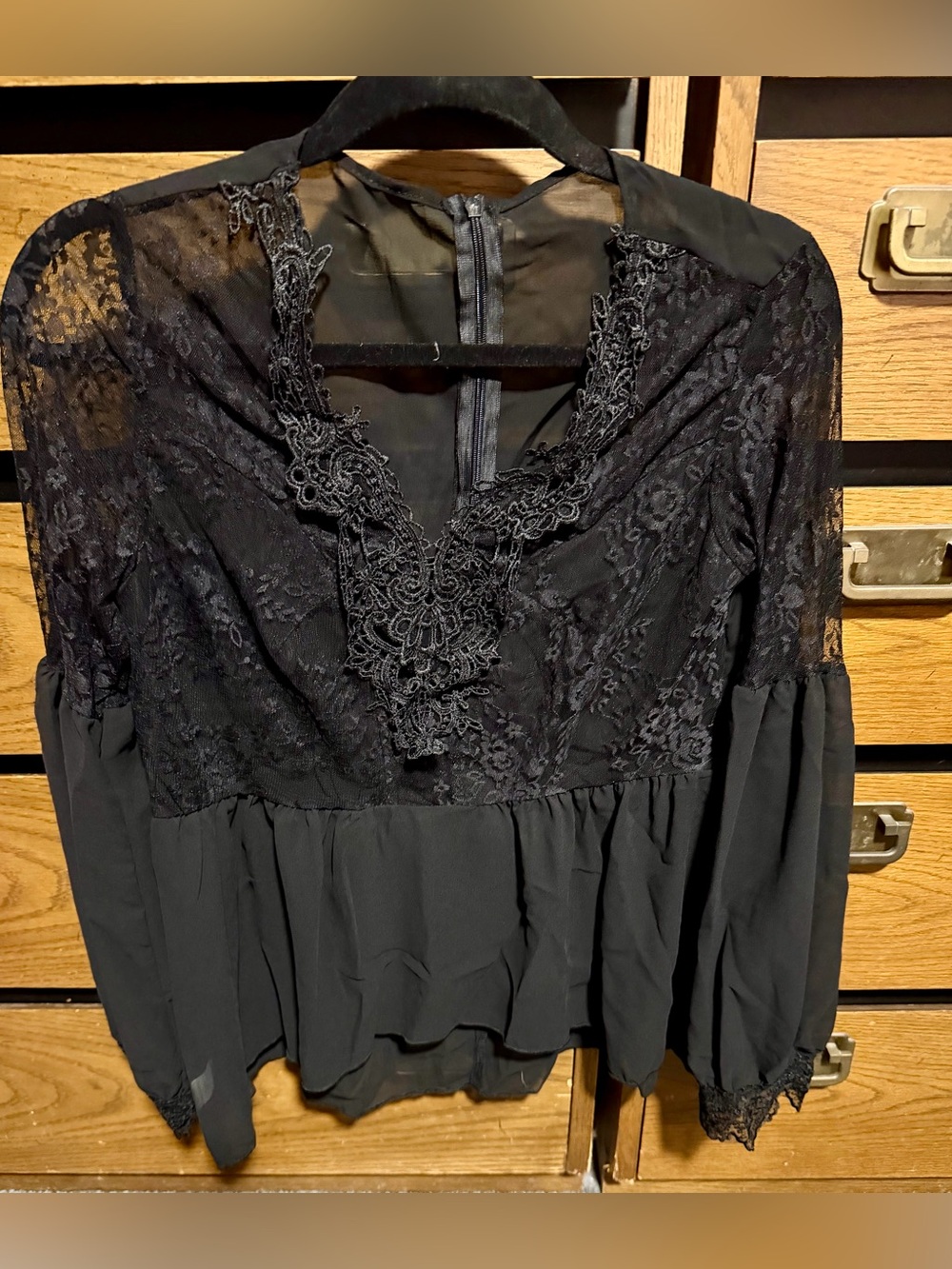 Women's Black Lace Sheer Peplum Blouse XXL (more like a XL ) NWOT